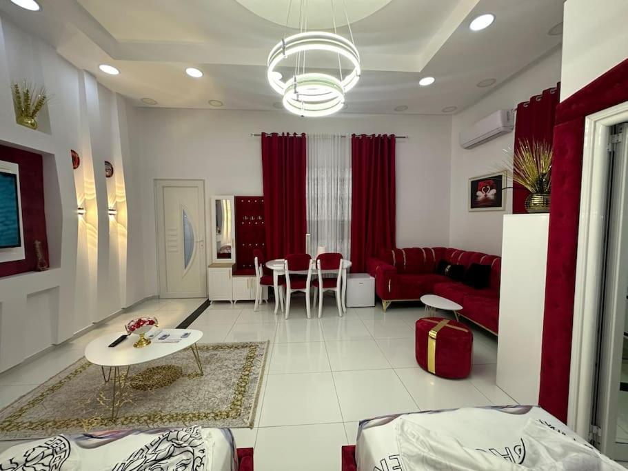 Appartement Studio Near Tirana Airport 2- Self Check-in Free Parking Valjiosi