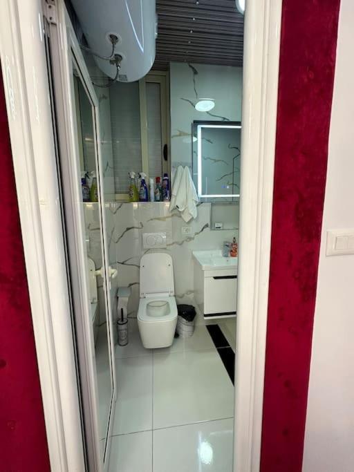 Studio Near Tirana Airport 2- Self Check-in Free Parking